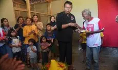 Gerah Pemda Tidak Kunjung Turun Tangan, TB Hasanudin Bangun Lima Rutilahu di Sumedang Pakai Kocek Pribadi