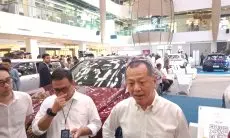 Pembelian Kendaraan Motor dan Mobil Listrik Meningkat