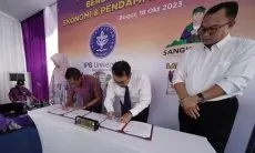 Lapis Bogor Sangkuriang dan IPB University Berdayakan Petani Talas, Bentuk Ekosistem Bisnis Desa