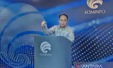 Menkominfo Sebut Proyek Satelit HBS Dihentikan
