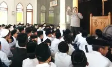 Program Police Goes to School Kembali Digelar, Polsek Gununghalu Edukasi Siswa SMP Al Fatah Soal Bahaya Bullying dan Narkoba