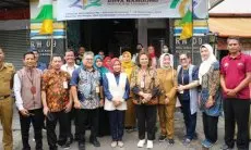 TPPS Kota Bandung dan Kemenko PMK Kunjungi Keluarga Berisiko Stunting 