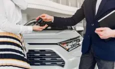 Panik Mobil Overheat? Tenang! 7 Langkah Jitu Mengatasi Mesin Panas Berlebih dan Cegah Kerusakan Fatal