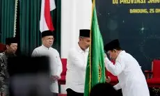 Bey Machmudin Berangkatkan Kafilah Jabar Menuju Ajang STQH Nasional