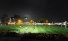 Disperumkim Kota Bogor Poles Lapangan Mini Soccer Manunggal dengan Tiang Lampu 