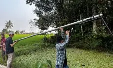 Ganjar Muda Padjajaran Pasang  PJU dan Berikan Tando Air, Warga: Ini yang Dibutuhkan