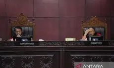 Hasil Survei: 59,3 Persen Publik Percaya Jokowi Gak Ikut Campur Putusan MK