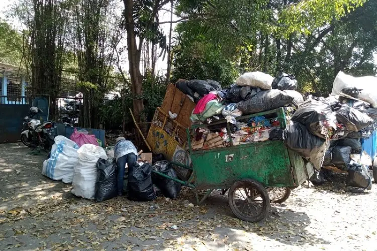 Dampak TPA Sarimukti, TPS di Kota Bandung Banyak Yang Terbakar