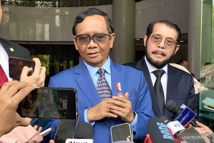 Kasus Dugaan Korupsi Proyek Whoosh, Mahfud MD Tegaskan Siap Diperiksa KPK