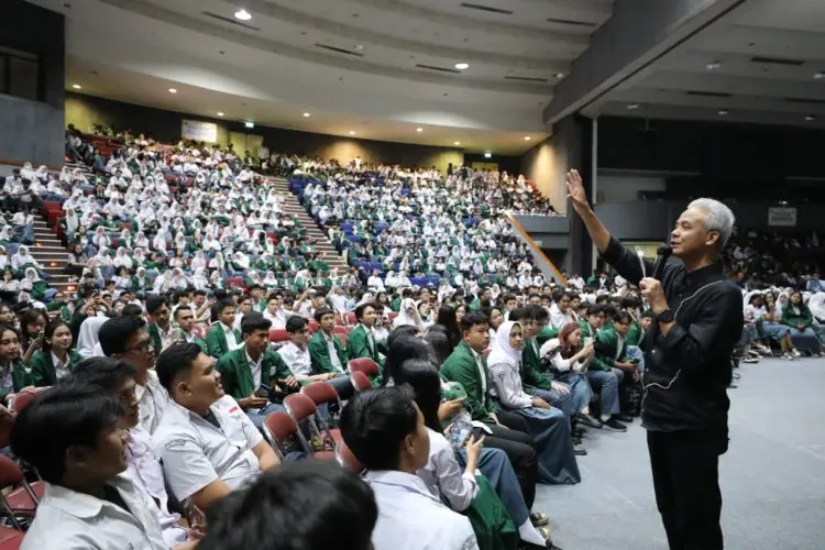 Dihadapan Mahasiswa Baru Unpas, Ganjar Ajak Anak Muda untuk Siap Hadapi Tantangan