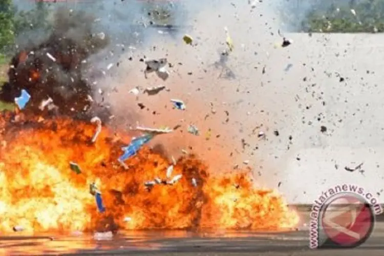 Tragedi Ledakan di Garut, DPR Desak Evaluasi SOP Pemusnahan Amunisi oleh TNI
