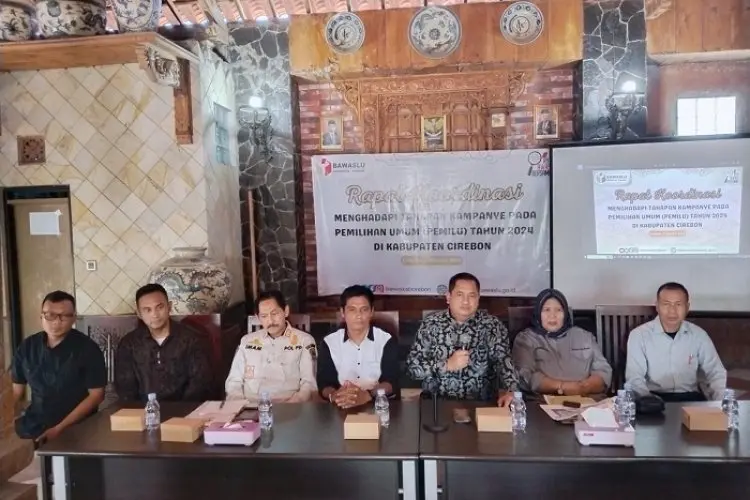 Jelang Tahapan Pemilu, Bawaslu Tatar 18 Parpol di Cirebon