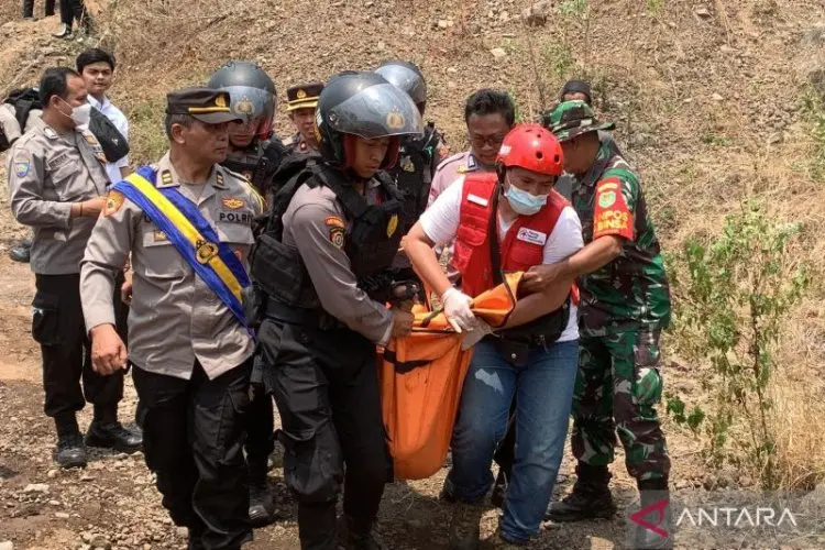 Tim Gabungan Temukan Jasad Warga Terbakar di Cianjur