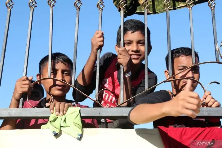 Serangan Udara Myanmar Tewaskan 29 orang di Kamp Pengungsi Kachin