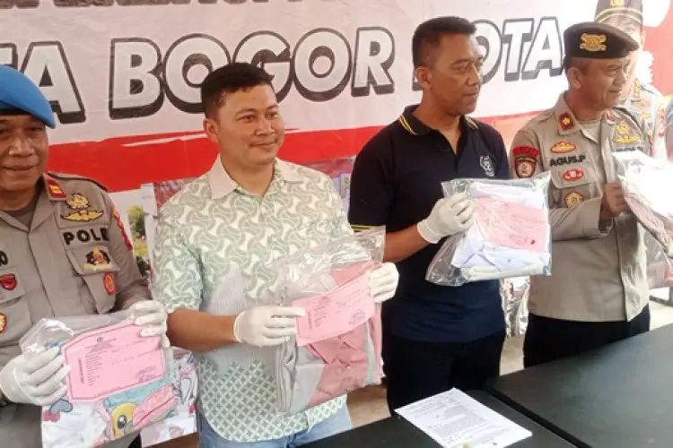 Polisi Ringkus Kakek Cabuli 10 Anak di Gudang dekat Mushola 