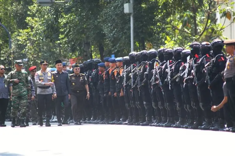 FOTO: Apel Gelar Pasukan Operasi Mantap Barata Lodaya Pengamanan Pemilu 2024