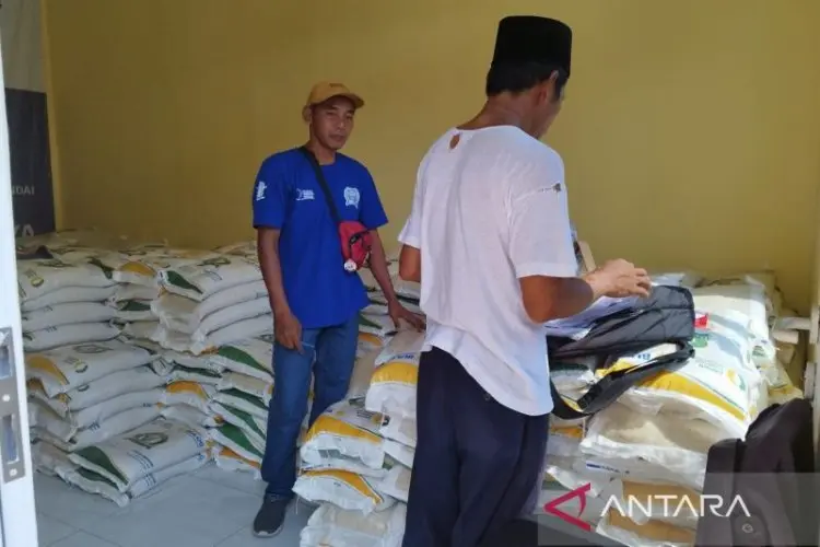 Penyaluran Beras Bantuan di Cianjur Diklaim Tekan Kenaikan Harga