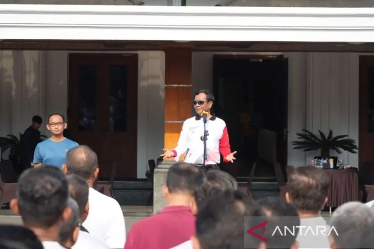 Mahfud MD Minta Pejabat dan Pegawai Kemenkopolhukam Netral