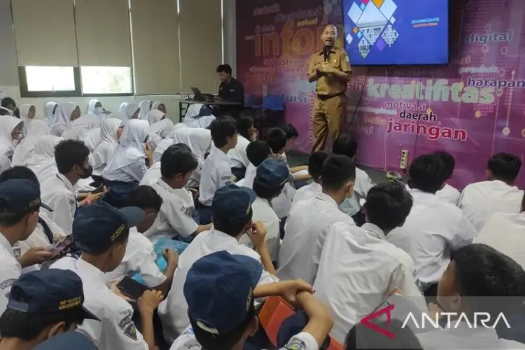 Peserta Wisata Industri Lebih Diperkenalkan kepada Transformasi Digital
