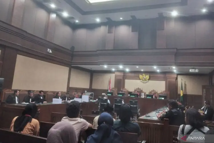 Johnny Plate Dituntut 15 Tahun Penjara Soal Kasus Korupsi BTS 4G