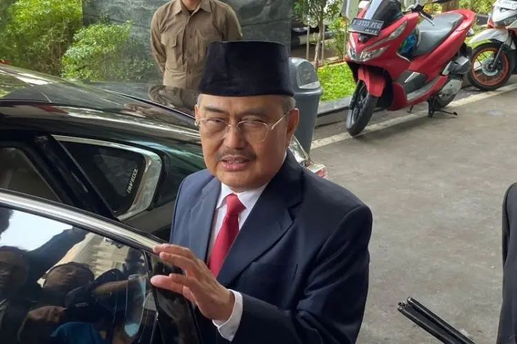 Duh... MKMK Periksa Sembilan Hakim Konstitusi Secara Tertutup