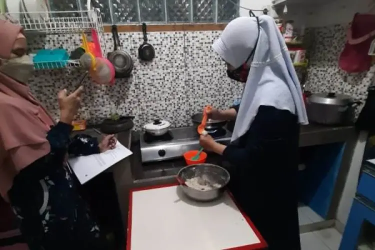 Derap Langkah Pasti Usaha Pempek dari Cimahi