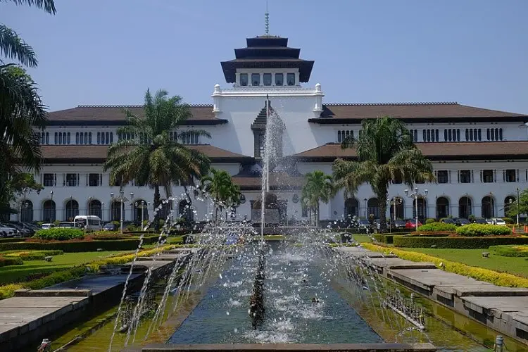 Pemprov Jabar Terima Tiga Penghargaan Anugerah Media Humas 2023