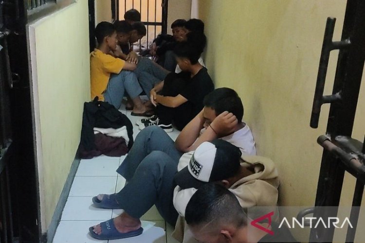 Puluhan Siswa Terlibat Duel di Cianjur Akhirnya Dipulangkan Polisi