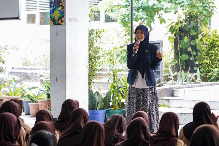 Komisi 1 DPRD Kota Bogor Berikan Pendidikan Pancasila Kepada Siswa SMPN 12