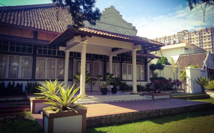 Jarang Ada yang Tahu, Rumah Saudagar Kaya di Baros Cimahi Ini Pernah Disambangi Bung Karno