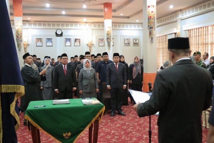 Sekdis DPUTR Kabupaten Cirebon Kosong, Sekdis Lama dilantik Kadis PUTR Kota Cirebon.