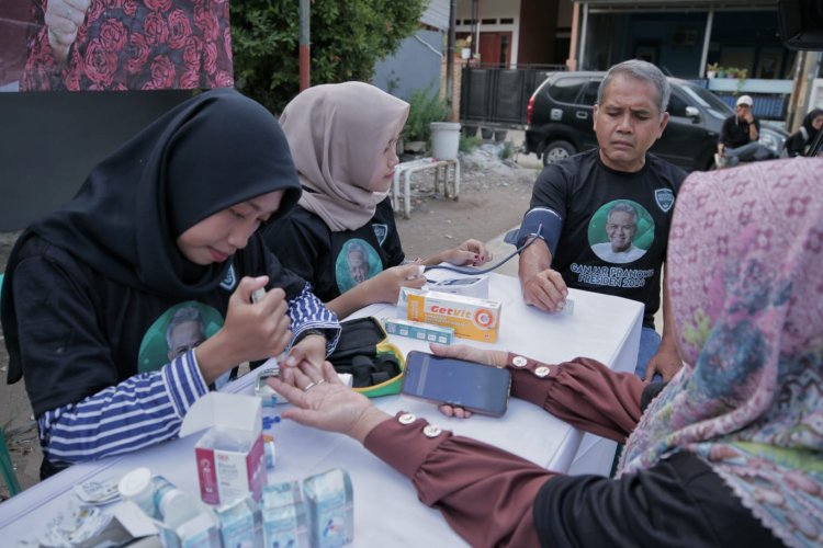 Cuaca Ekstrem Picu Penyakit, Kowarteg Gelar Cek Kesehatan Gratis Untuk Warga di Bekasi