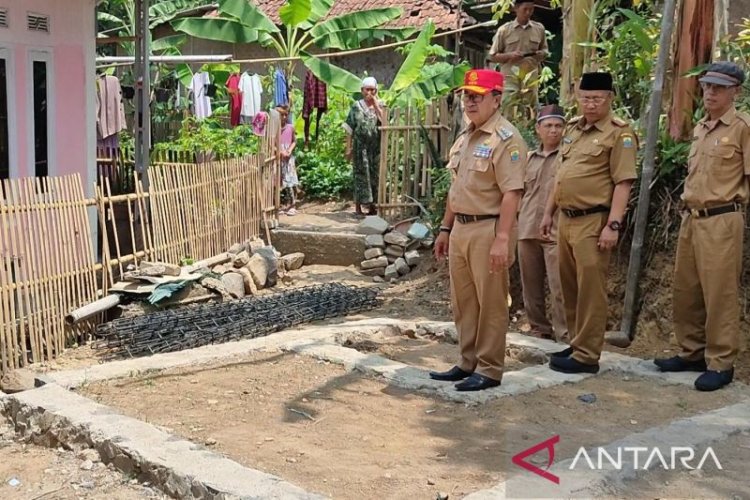 Pemkab Cianjur Beri Waktu Kontraktor Nakal Tuntaskan Pembangunan Rumah Penyintas Gempa