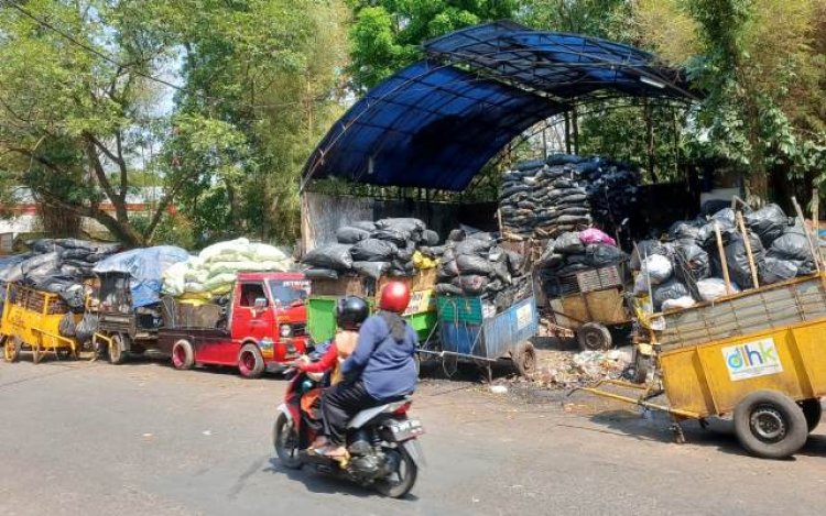 Warga Kota Bandung Mulai Resah, Masalah Sampah Tak Kunjung Tuntas