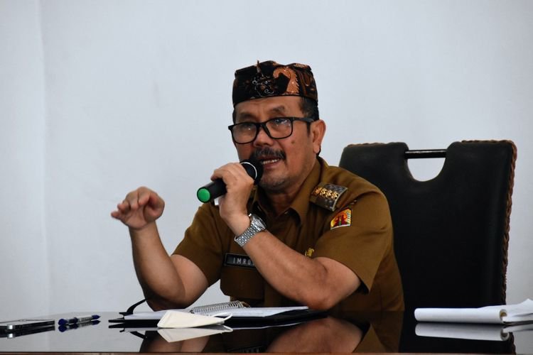 Santer Berakhir Akhir Tahun Ini, AMJ Bupati Cirebon Belum Turun