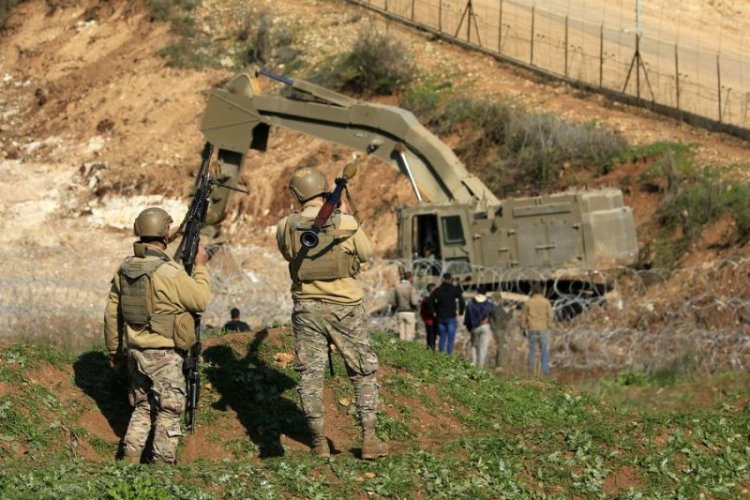 Tentara Israel Balas Serangan di Ladang Shebaa Dekat Lebanon