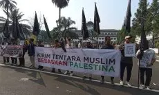 Puluhan Mahasiswa Serbu Gedung Sate, Tuntut Pemerintah Lakukan Langkah Konkret Bantu Palestina