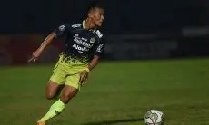 Sssttt... Persib Bandung Diam-diam Rayu Henhen Herdiana