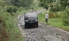 Proyek Peningkatan Jalan Panjaungan-Curug Bitung Dinilai Nurodin Jaro Peloy Rawan Mangkrak Lagi