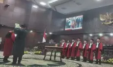 Gantikan Anwar Usman, Suhartoyo Dilantik Jadi Ketua MK