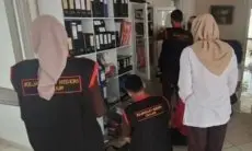 Kejari Cianjur Bawa Beberapa Dokumen di Kantor CSM