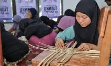 Dibekali Pelatihan Anyam Bambu, Warga Desa Pasirbaru : Terimakasih GMP