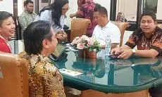 Hasto  dan Yasonna Tanpa Alasan Sah Tidak Hadiri Sidang Mediasi, Ini Komentar Ade Armando