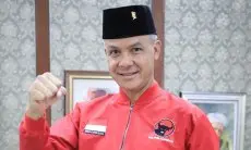 Ganjar Pranowo Pilih Fokus Isu Rakyat, Tak Tertarik Polemik Ijazah Jokowi: Saya Lebih Tertarik Membahas Korban PHK