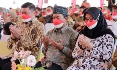 Kesedihan Mendalam Dadang Supriatna Kehilangan Sang Guru Ketua Tanfidziyah Pengurus Cabang Nahdlatul Ulama (PC NU) Kabupaten Bandung KH Asep Jamaludin