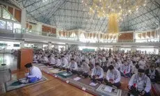 Ribuan Warga Kota Bandung Gelar Istighosah dan Salat Ghaib untuk Palestina 
