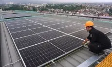 Realisasikan PLTS Atap di 7 Sekolah, Pemprov Jabar Targetkan Jumlah Serupa di 2025