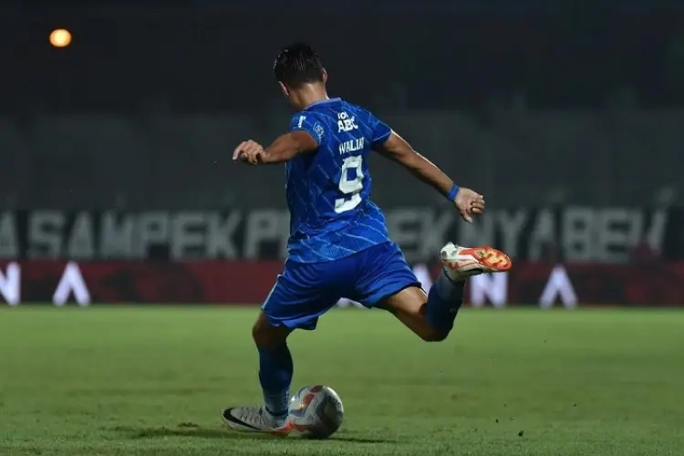 Ezra Walian Jadi Supersub, Ini Tanggapan Bojan Hodak