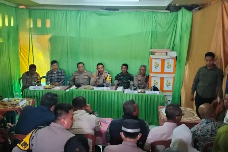 Polisi Amankan Perbaikan Pipa Bocor di Muara Lebak