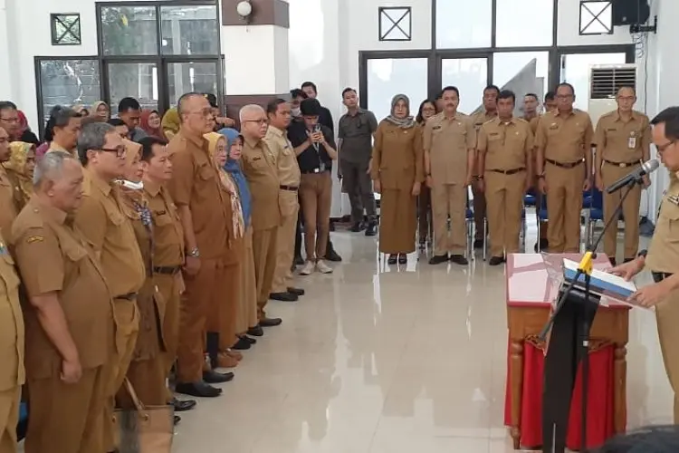 Viral, Guru Cuti Hamil Malah 'Diancam' Potong Gaji